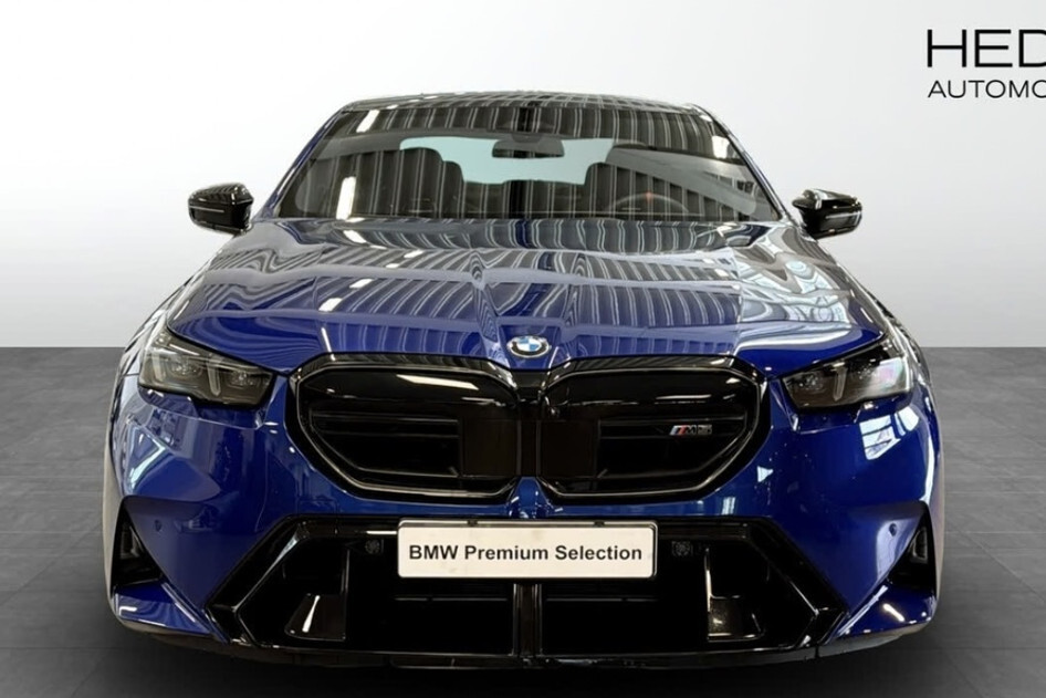 BMW M5, 2025, 4.4, 535 kW, pistikhübriid (bensiin/elekter), automaat, nelikvedu