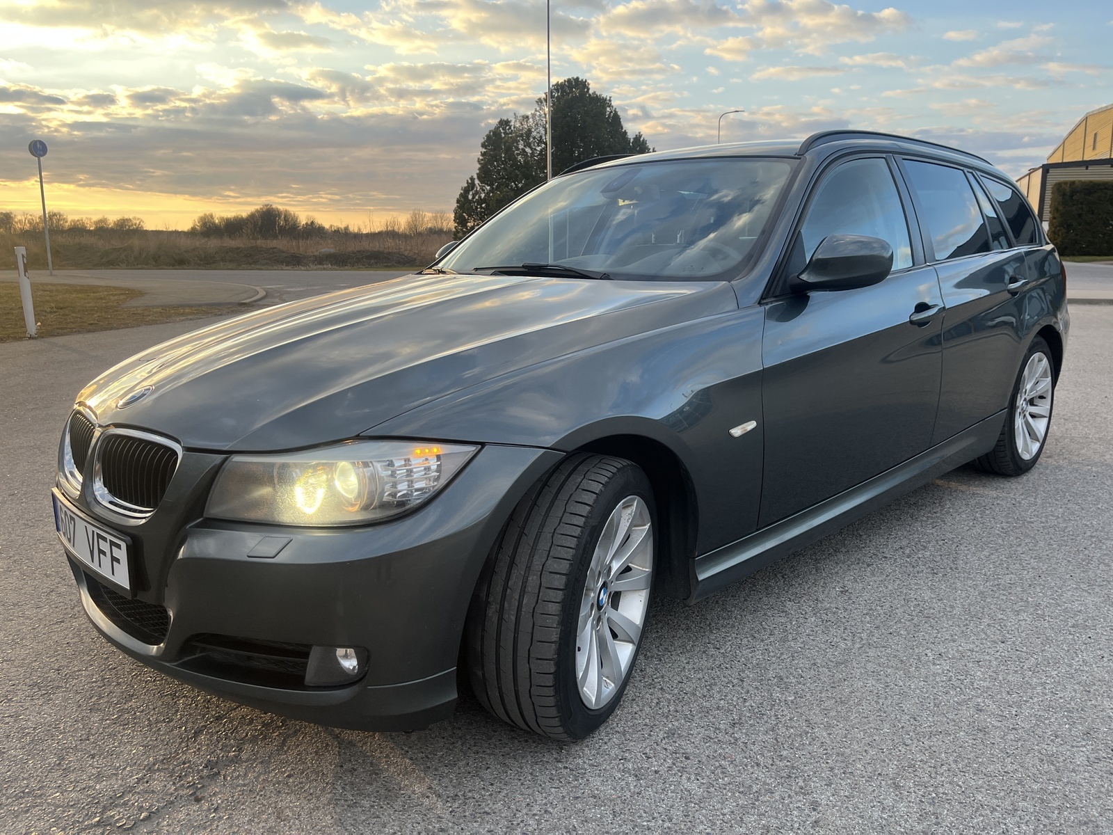 BMW 320 2011, kuva 3/10