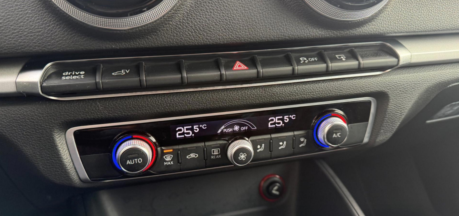 Audi A3 2015, photo 7/7