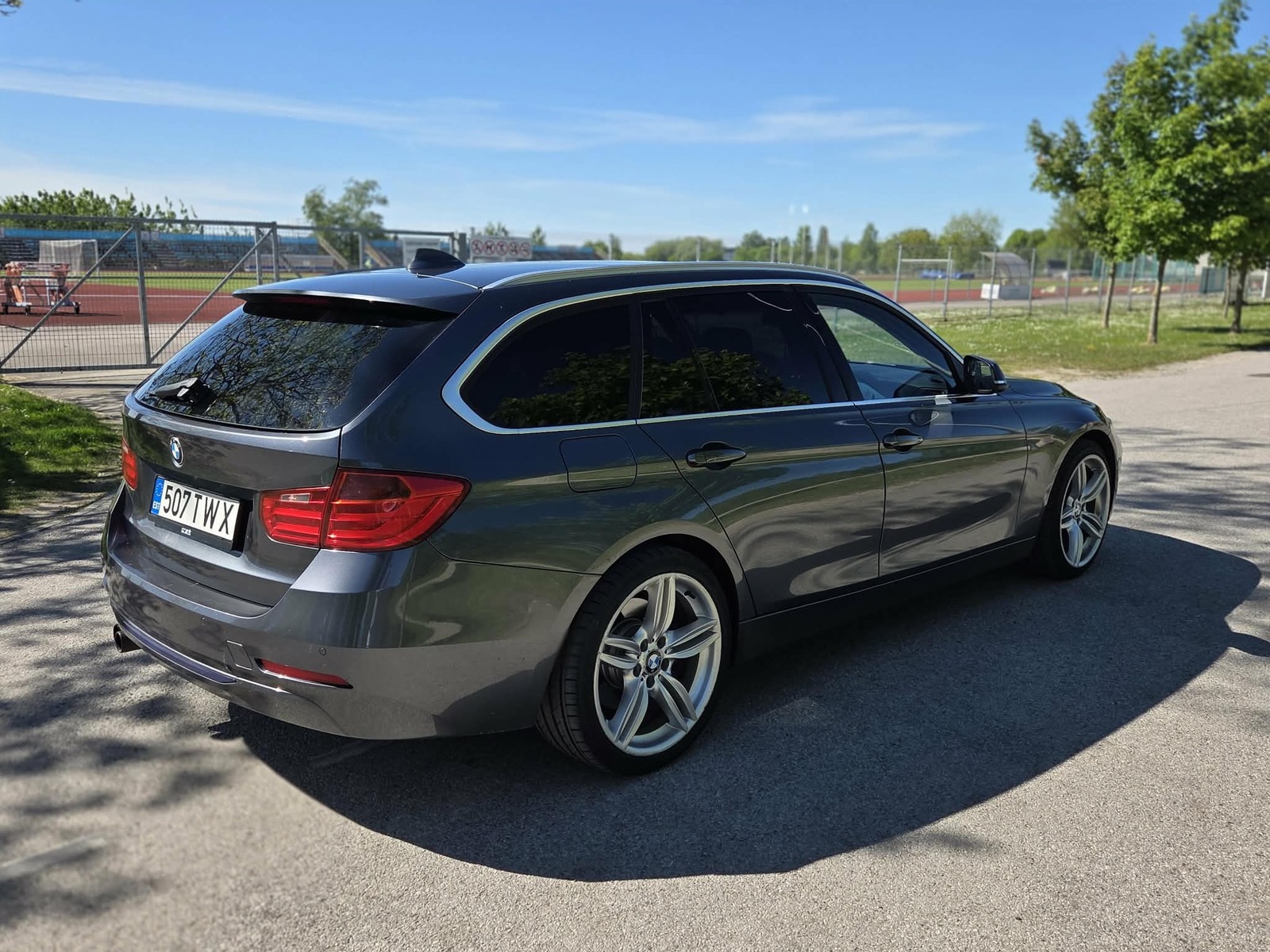 BMW 330 2013, kuva 5/14