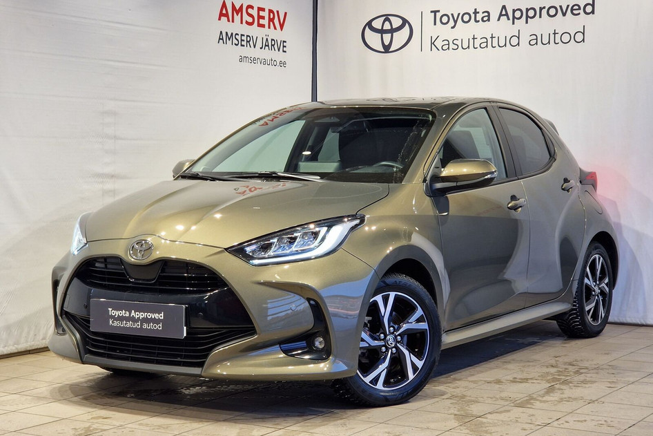 Toyota Yaris, 2024, 1.5, 68 kW, hybrid (petrol/electric), automatic, front-wheel drive