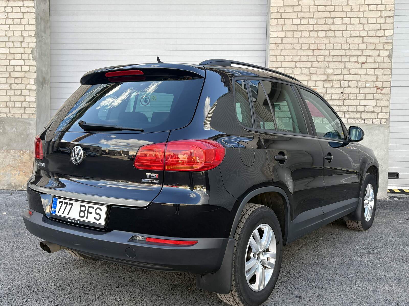 Volkswagen Tiguan 2011, photo 6/10