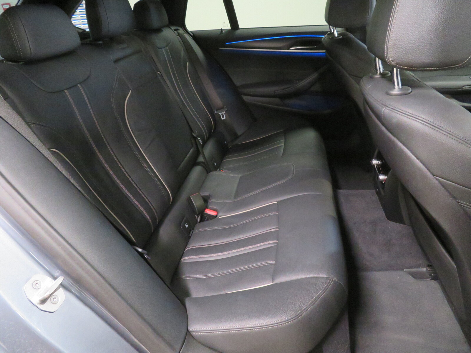 BMW 530 2022, photo 5/16