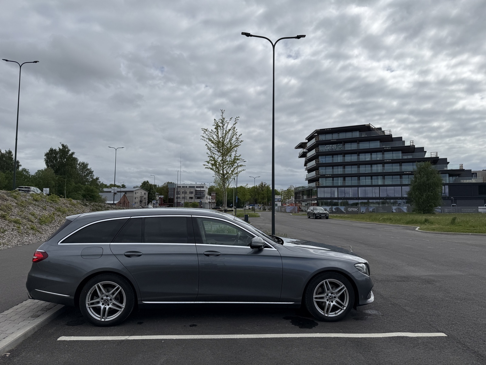 Mercedes-Benz E 220 2018, photo 7/23