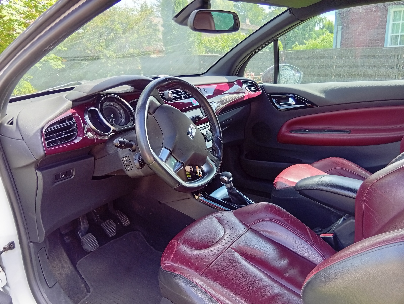 Citroën DS3 2011, photo 5/10