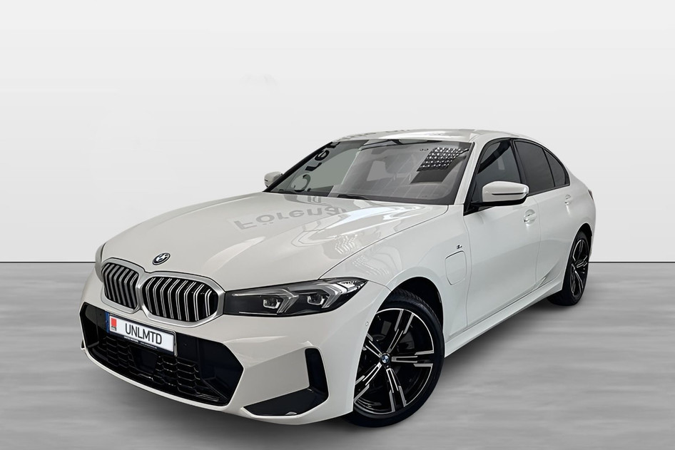 BMW 330, 2025, 2.0, гибрид (бензин/электричество), автомат, полный привод