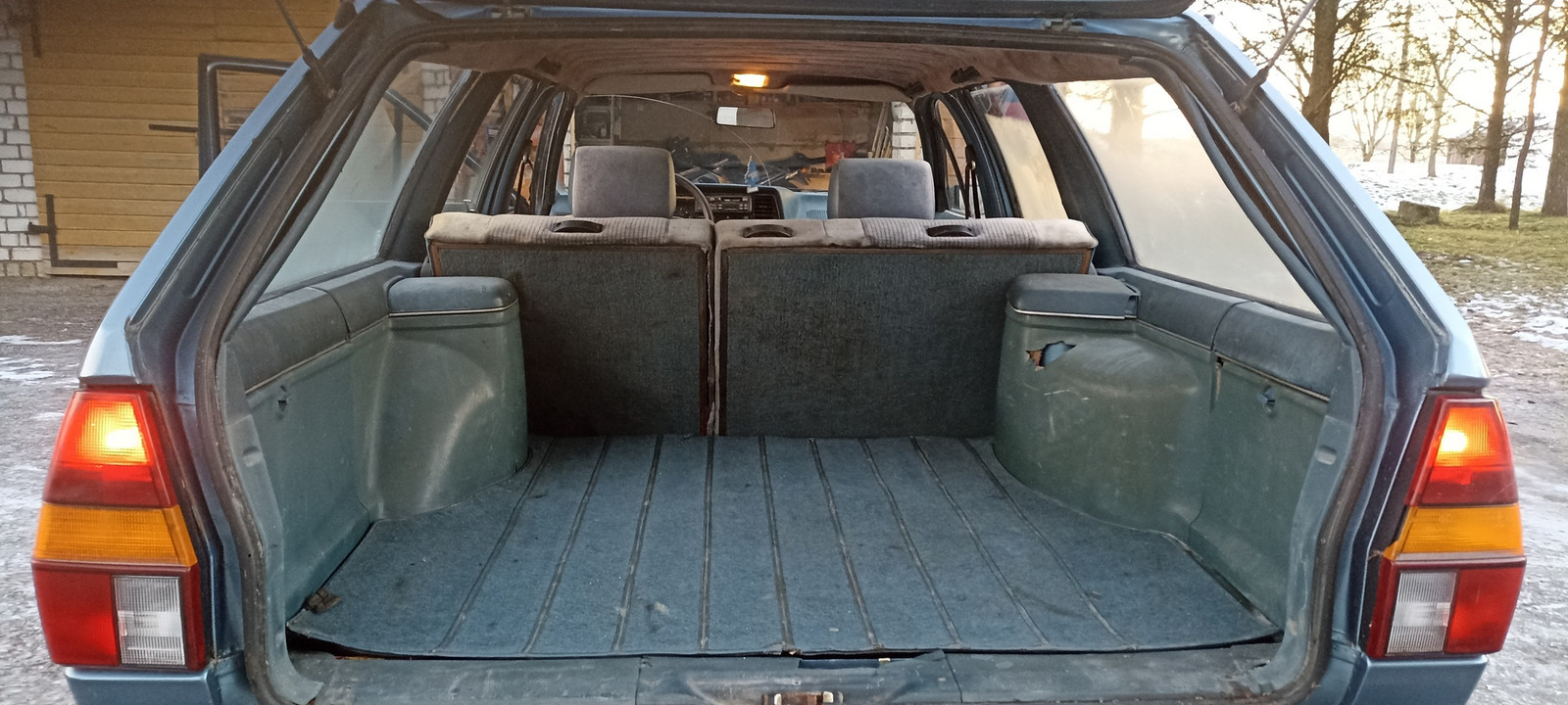 Volkswagen Passat 1983, photo 4/10