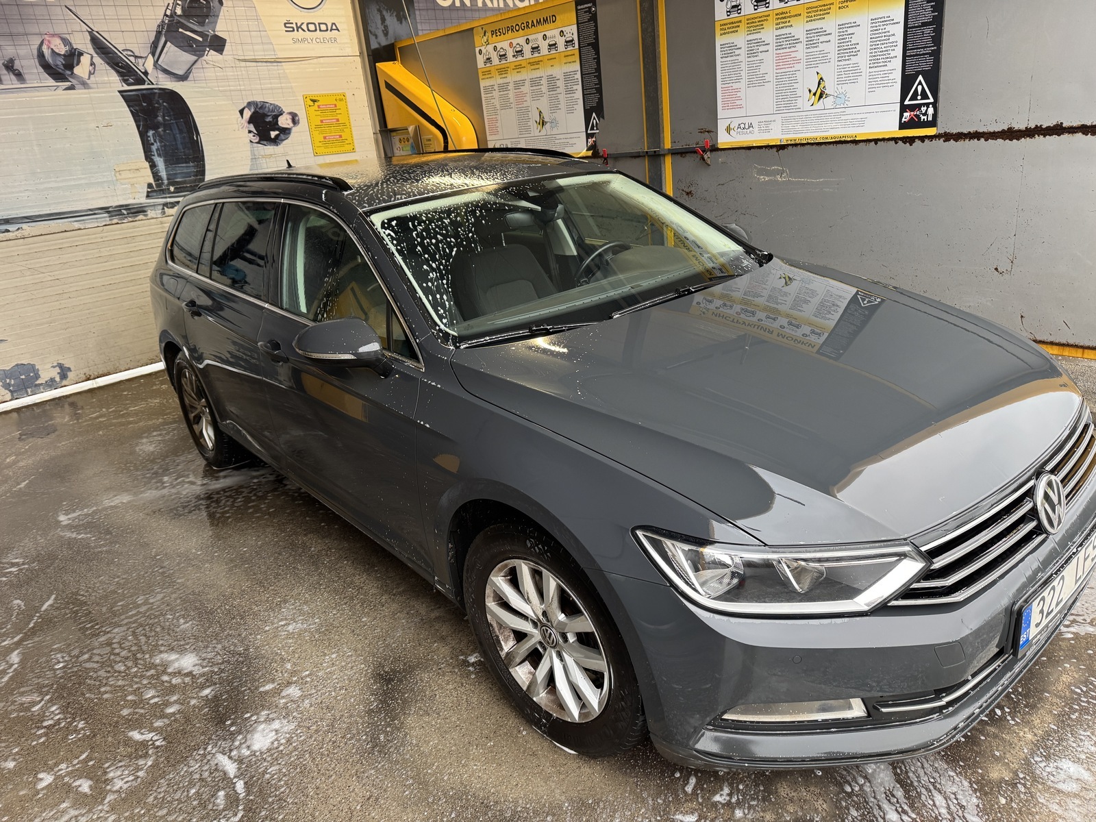 Volkswagen Passat 2018, photo 2/6