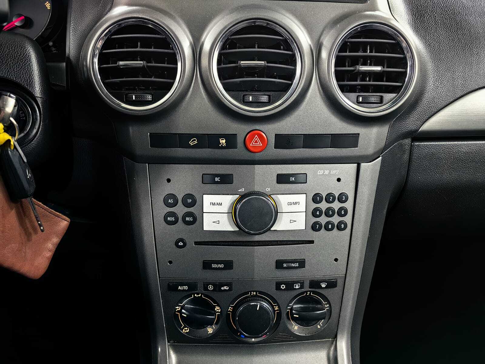 Opel Antara 2007, photo 7/14