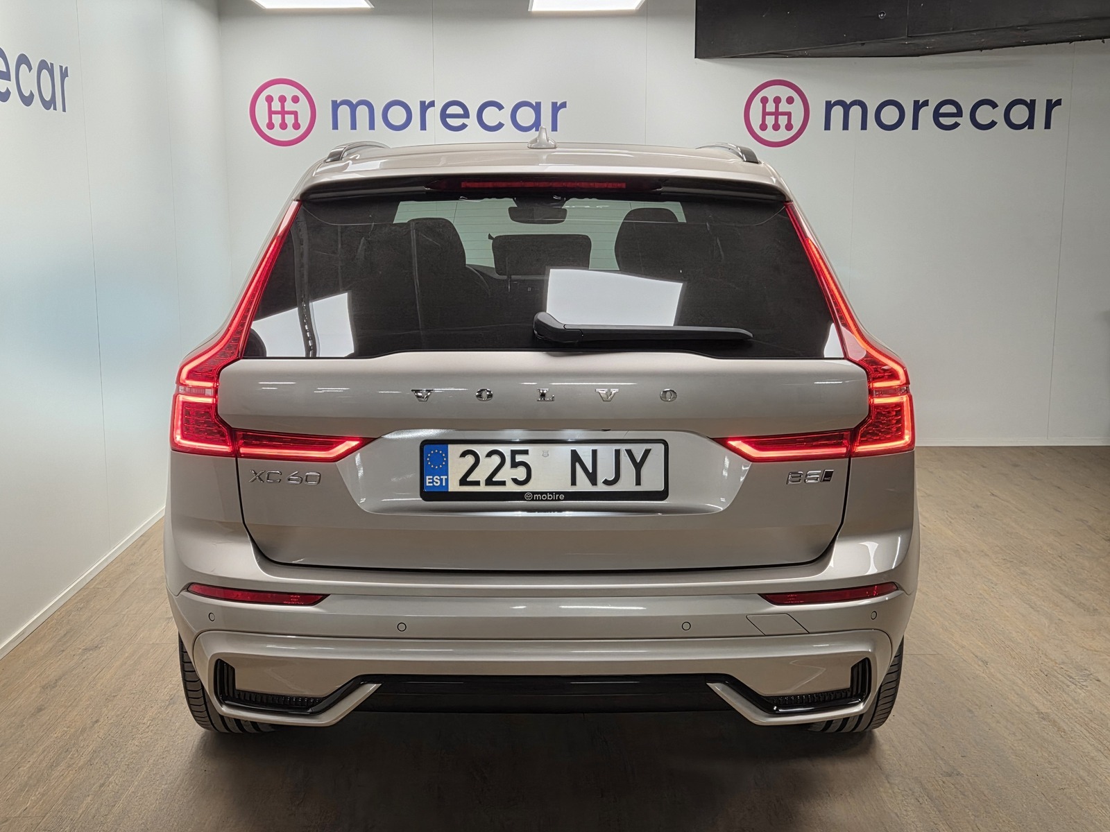 Volvo XC60 2023, photo 5/10