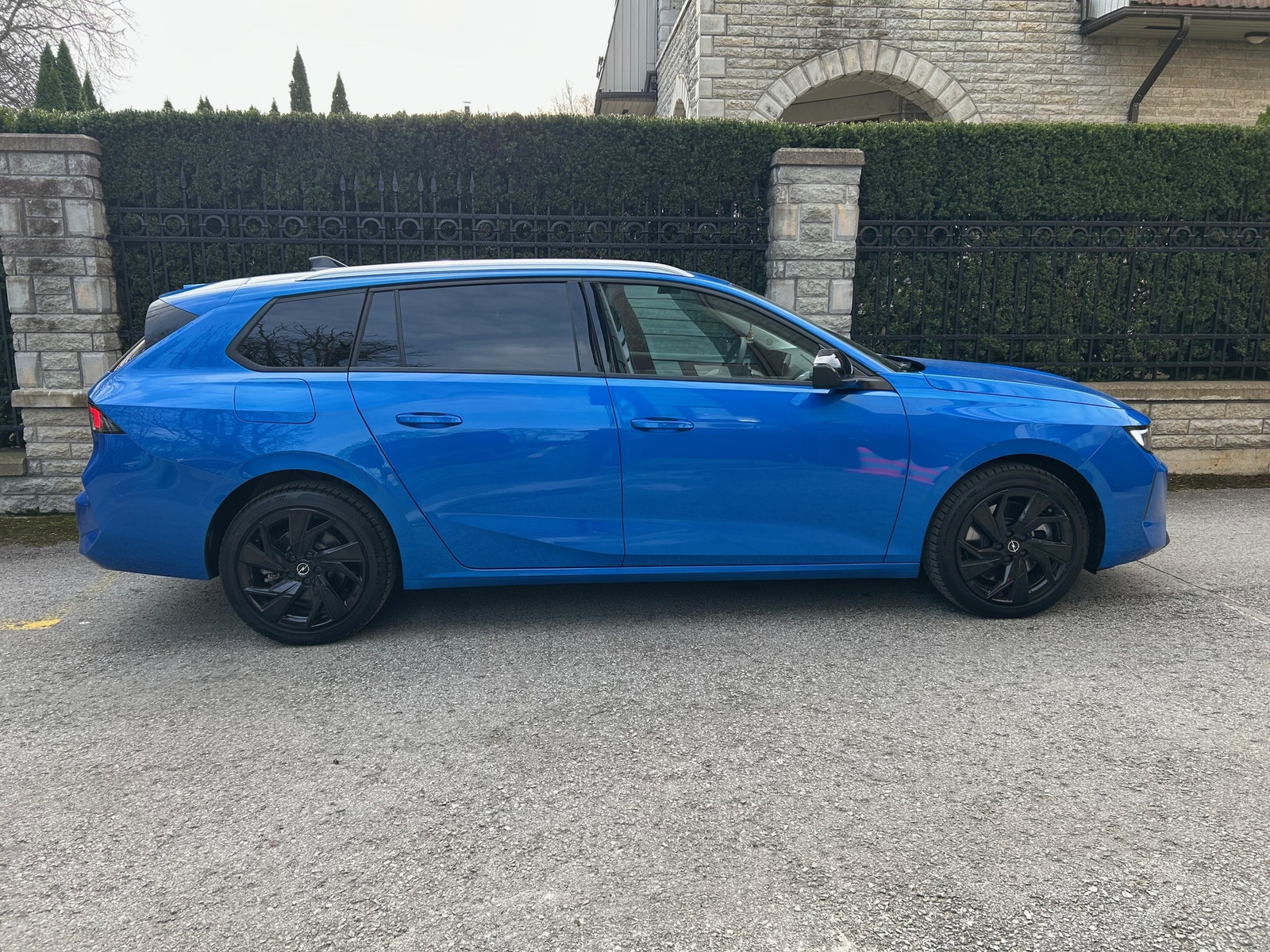Opel Astra 2023, kuva 2/14