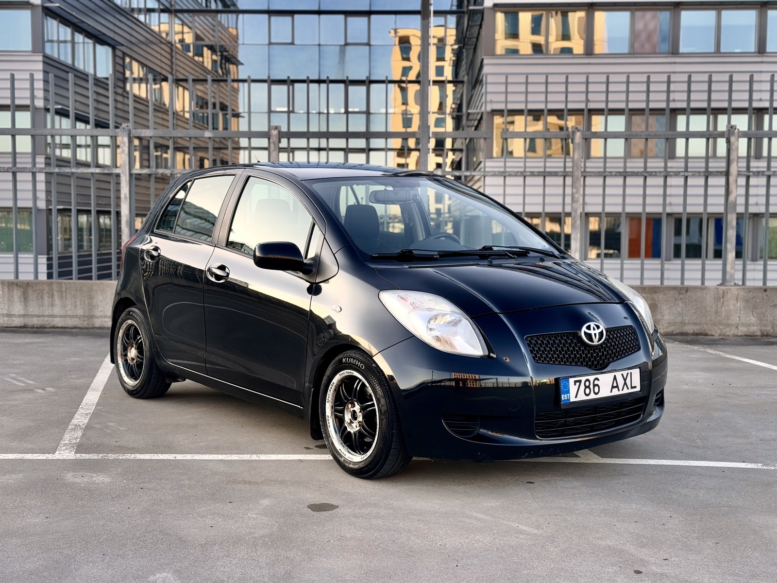 Toyota Yaris 2006, kuva 2/7