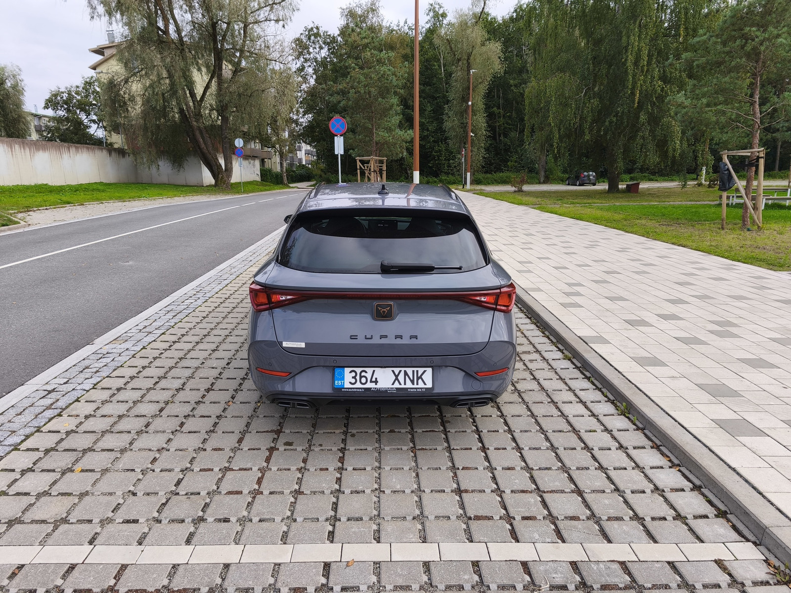 Cupra Leon 2023, photo 4/8