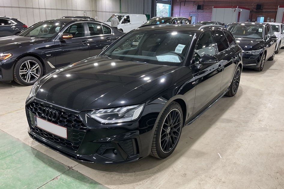 Audi A4, 2021, 2.0, 100 kW, гибрид (дизель/электричество), автомат, передний привод