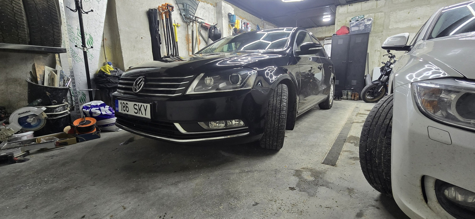 Volkswagen Passat 2011, photo 4/4