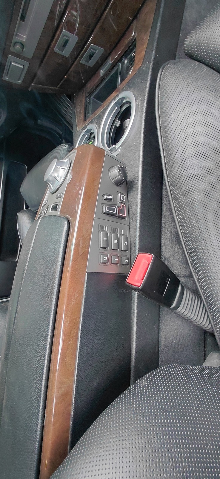 BMW 740 2004, kuva 7/10