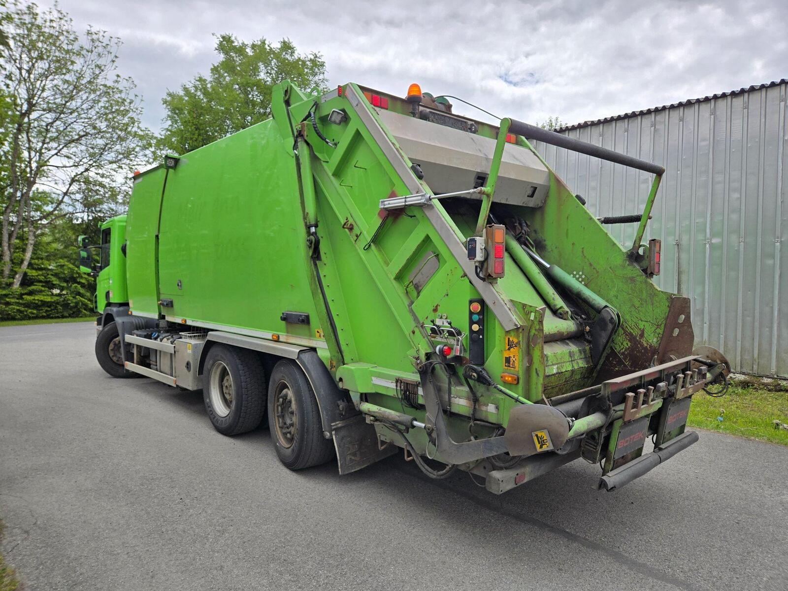 Scania P320 6X2 NTM 15m³+6m³ + VINCH 2017, kuva 2/17