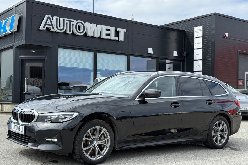 BMW 330, 2021, 2.0, 135 kW, plug-in hybrid (petrol/electric), automatic, four-wheel drive
