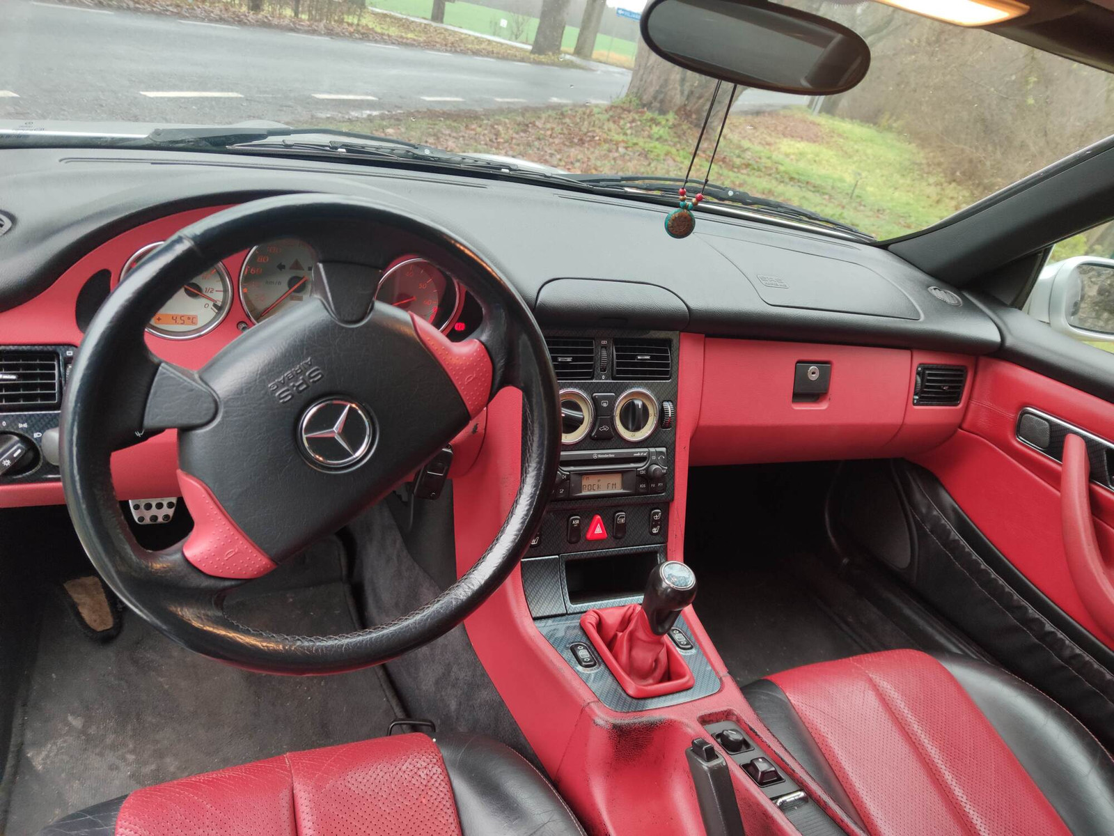 Mercedes-Benz SLK 200 1999, photo 4/10