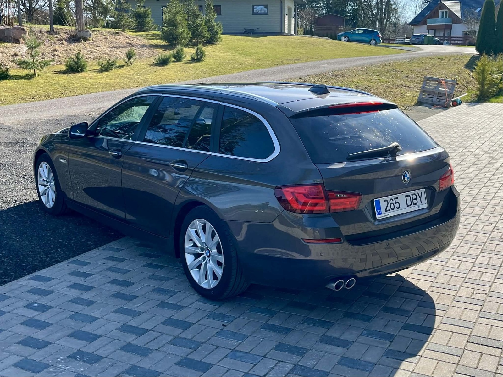 BMW 520 2013, photo 4/13