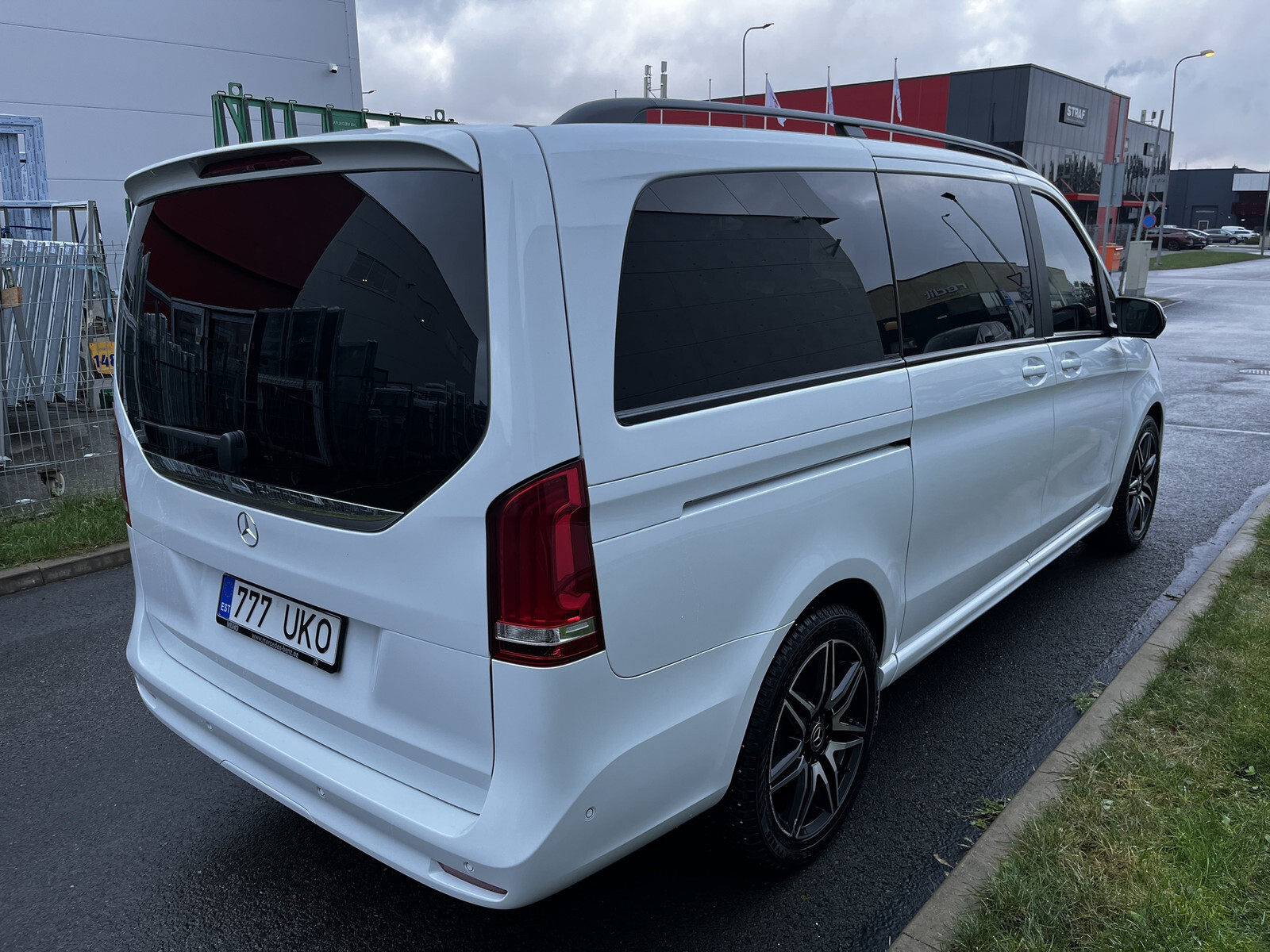 Mercedes-Benz V-KLASSE 2023, photo 3/15