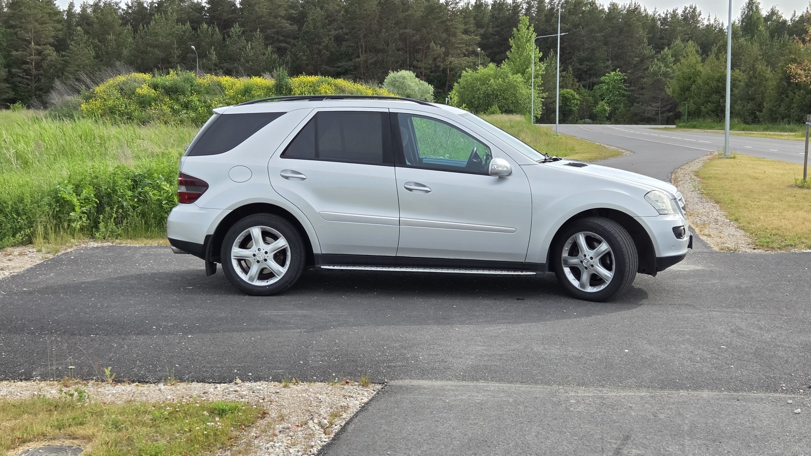 Mercedes-Benz ML 350 2005, photo 4/15