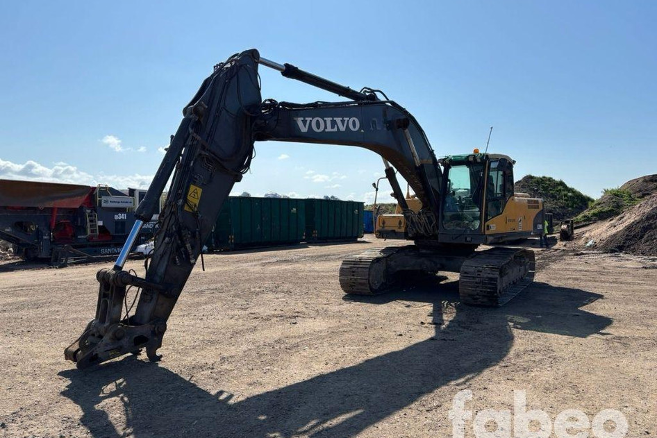 Volvo EC290CL, 195 kW, diisel