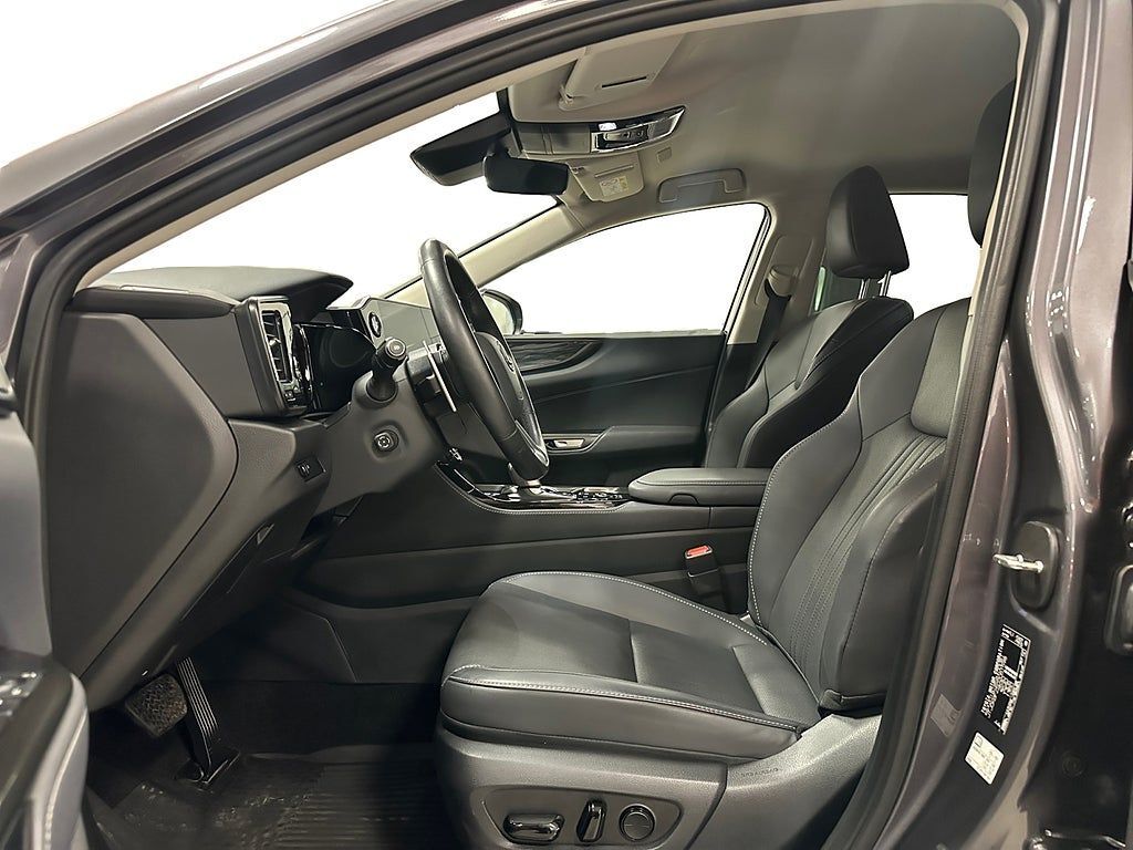 Lexus NX 2024, photo 6/10