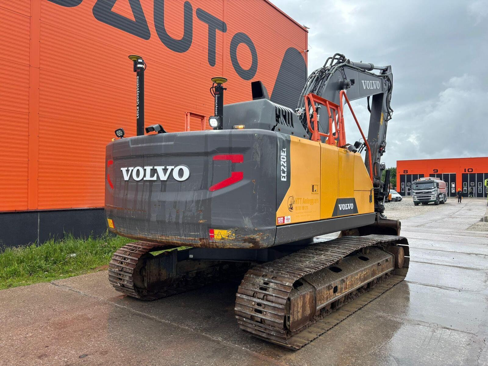 Volvo EC 220 EL, photo 5/26