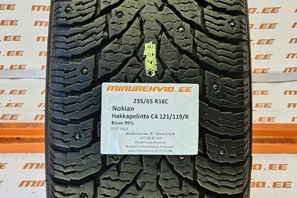Подержанный шипованная шина 235/65R16 Nokian Hakkapeliitta C4 121/119/R 2423