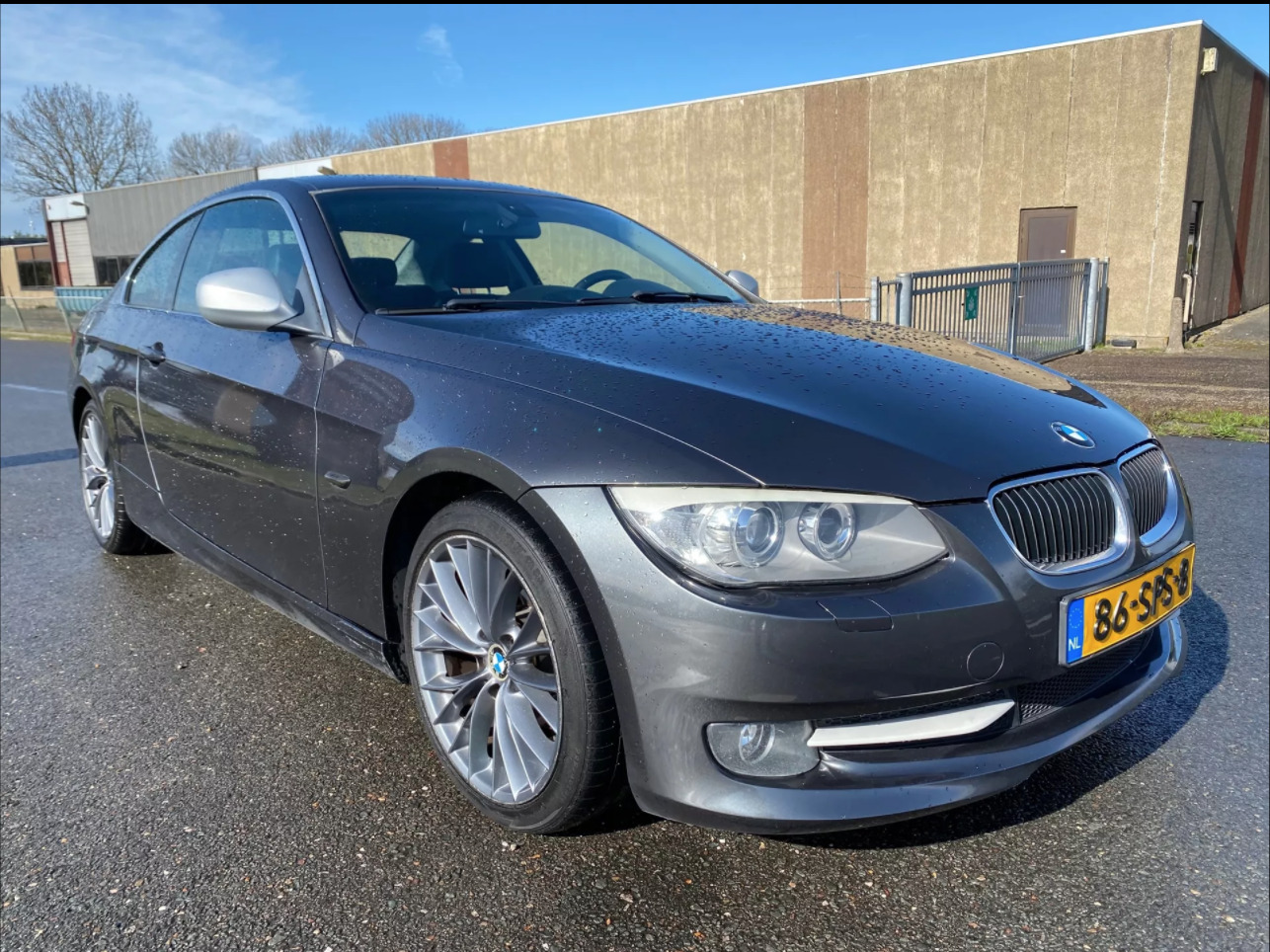 BMW 320 2011, photo 3/10