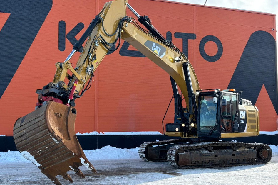 Caterpillar 329 E, 179 kW, dīzelis