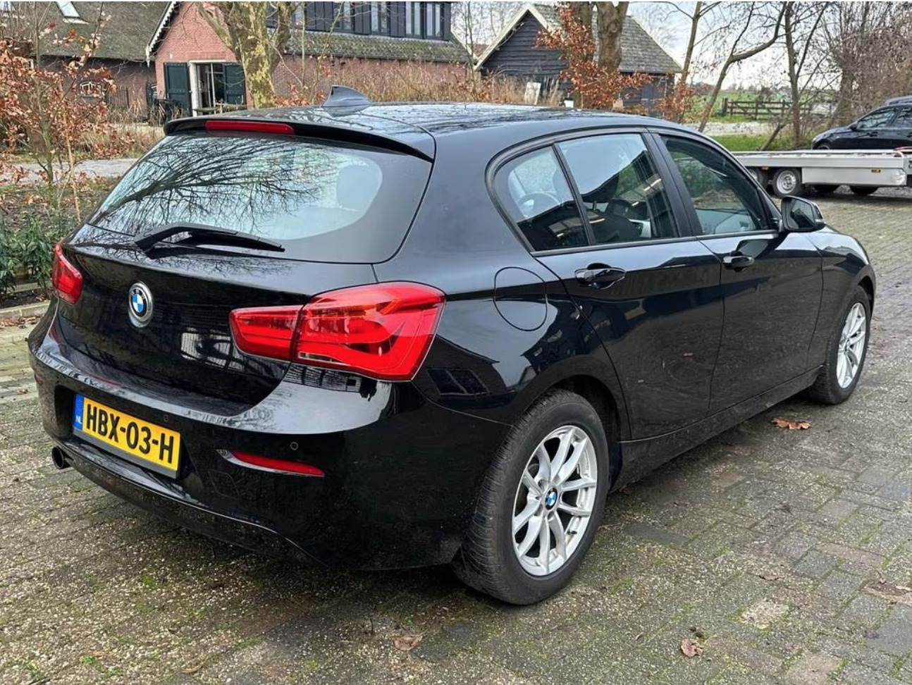 BMW 118 2017, kuva 3/5