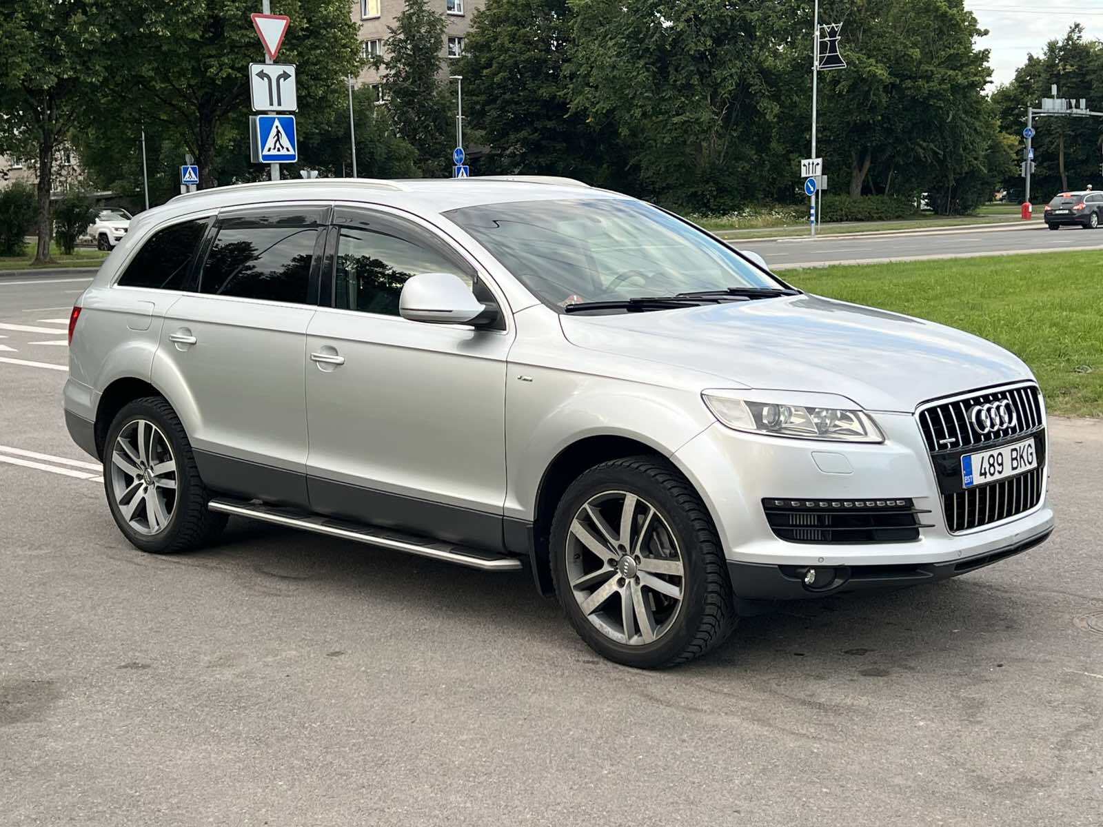 Audi Q7 2006, kuva 2/11