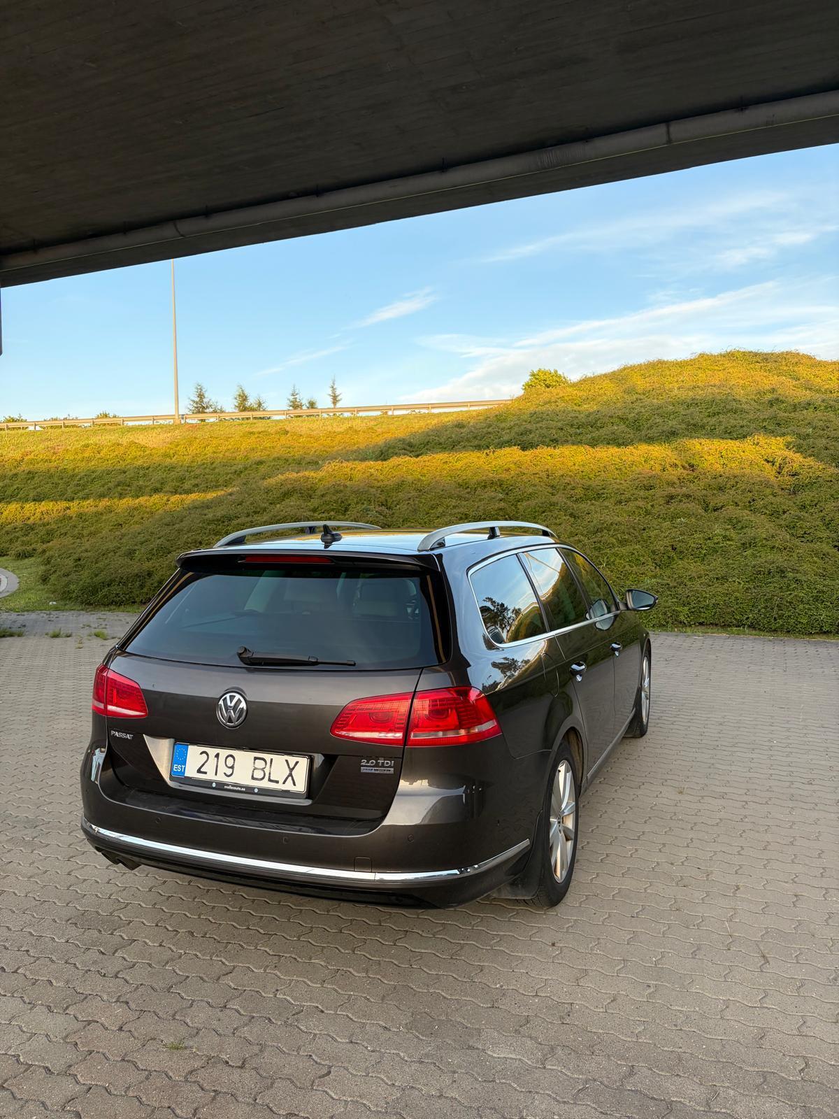 Volkswagen Passat 2014, photo 3/10