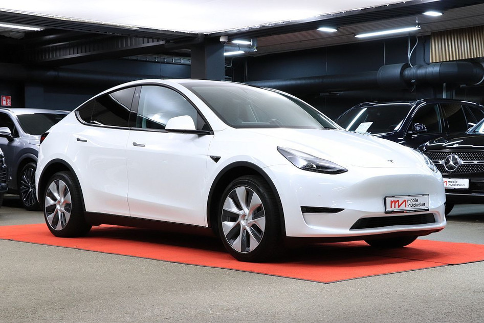 Tesla Model Y, 2022, 153 kW, электричество, автомат, полный привод