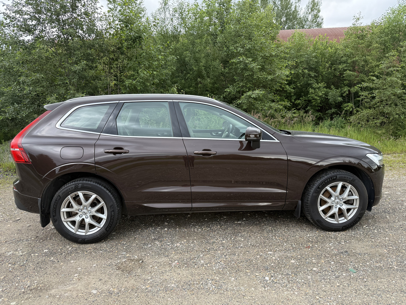 Volvo XC60 2.0 145kW 2021, photo 3/20