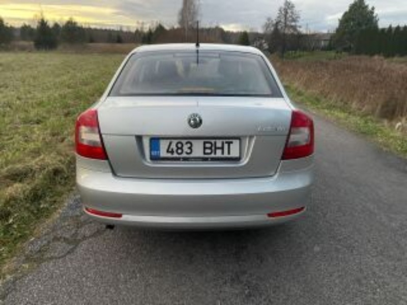Škoda Octavia 2013, photo 2/11