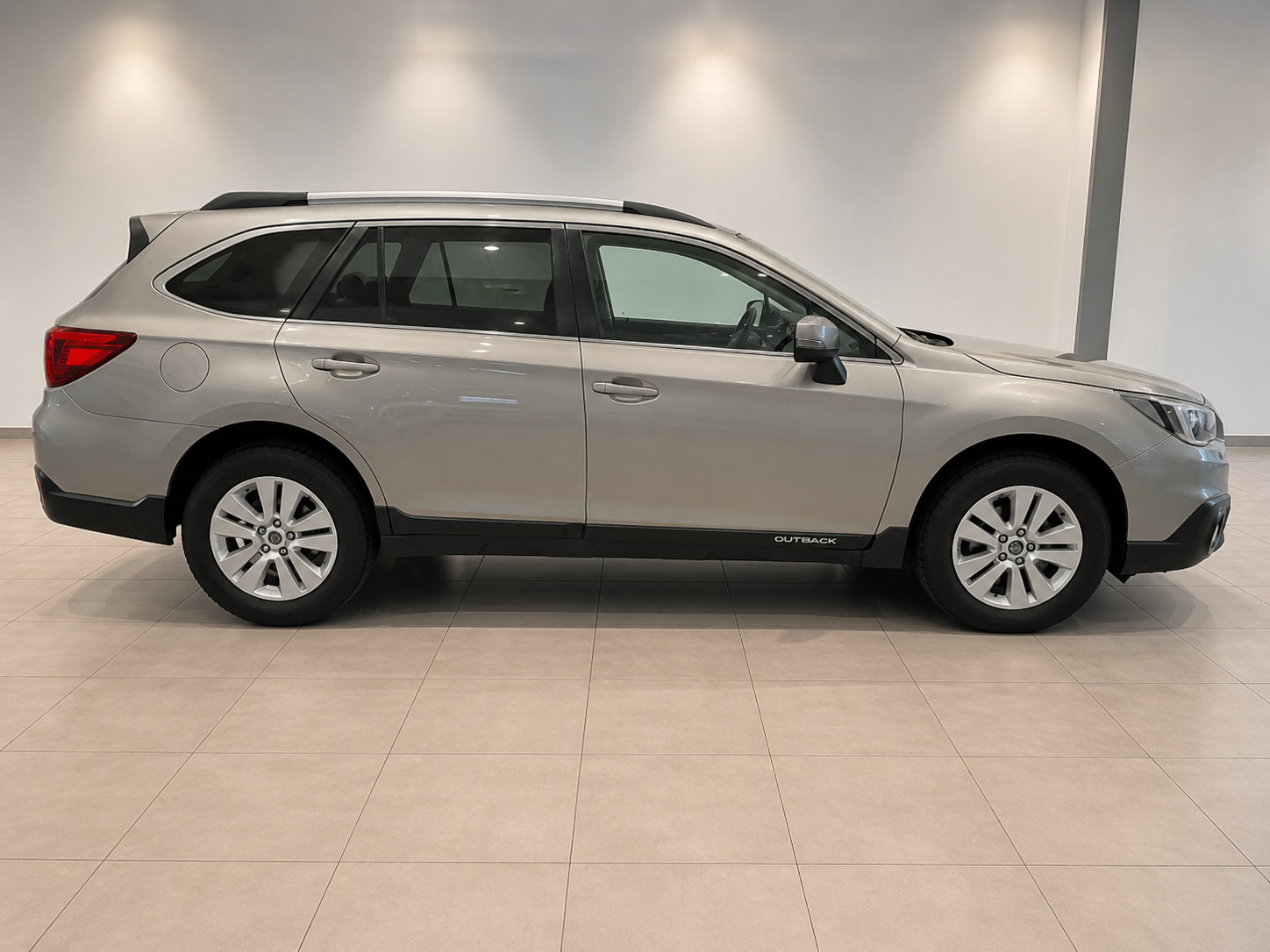 Subaru Legacy 2015, kuva 3/23