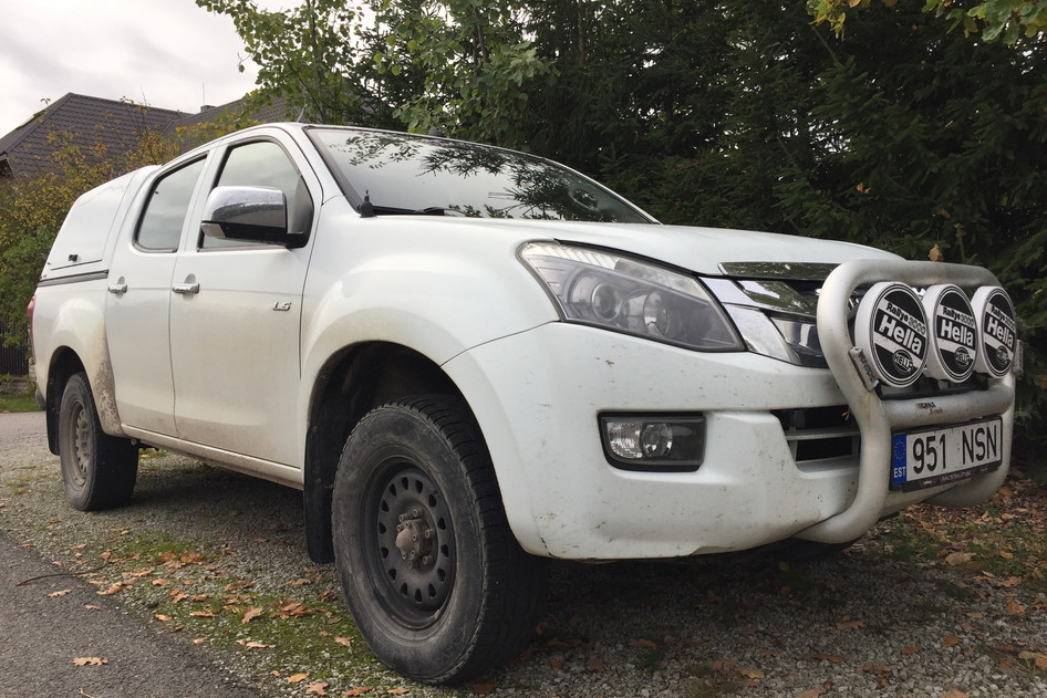Isuzu D-Max, 2015, 2.5, 120 kW, dyzelinas, automatinė, visų varomųjų ratų pavara