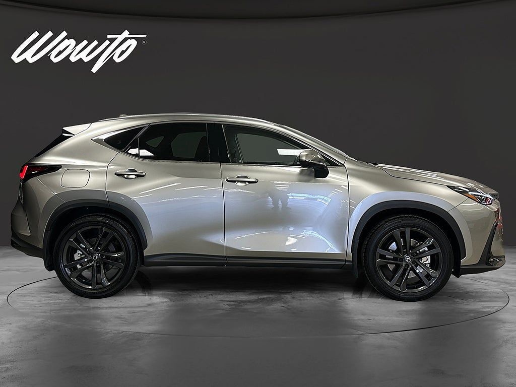 Lexus NX 2025, photo 3/10