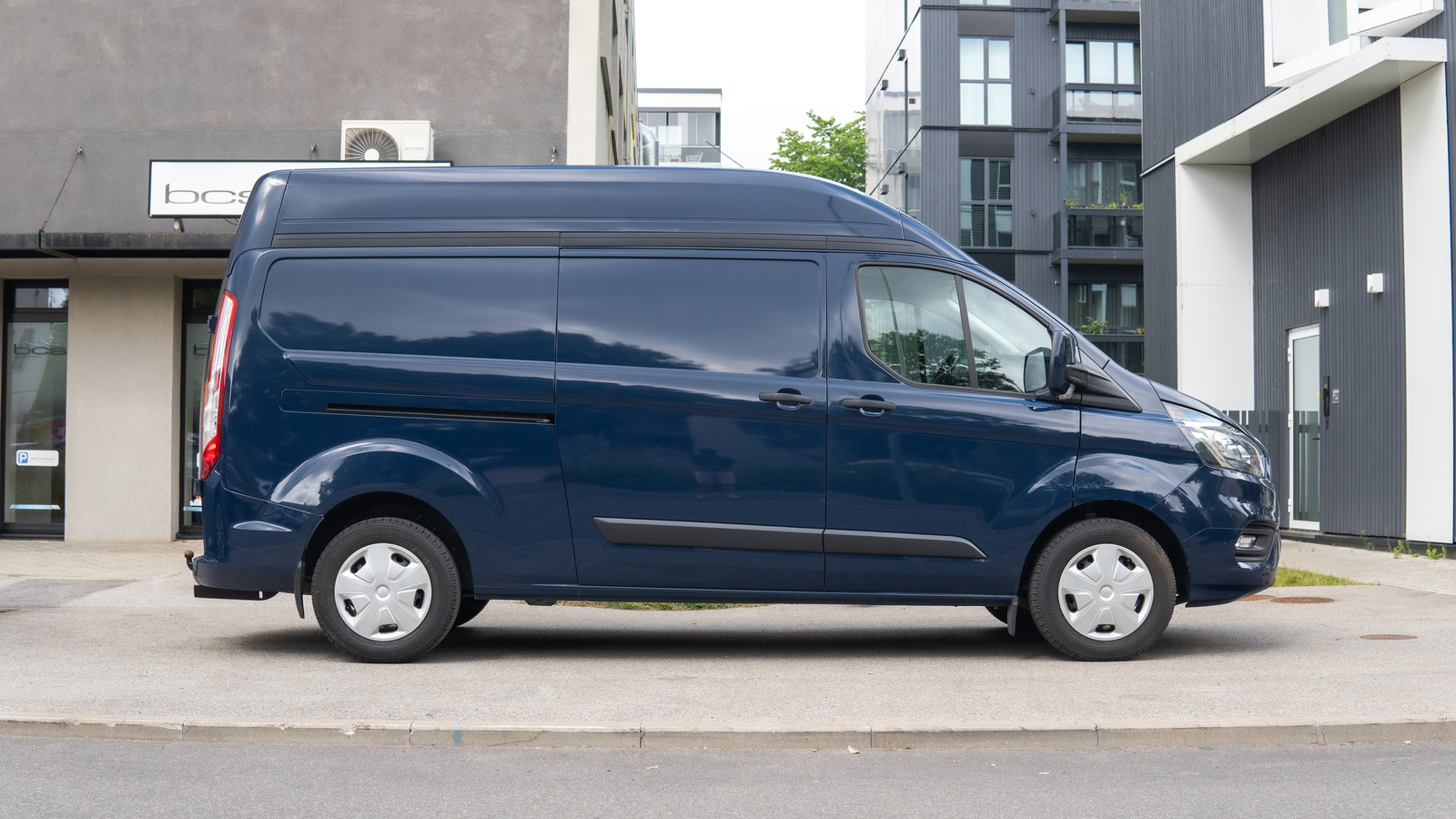 Ford Transit Custom 2021, photo 2/20