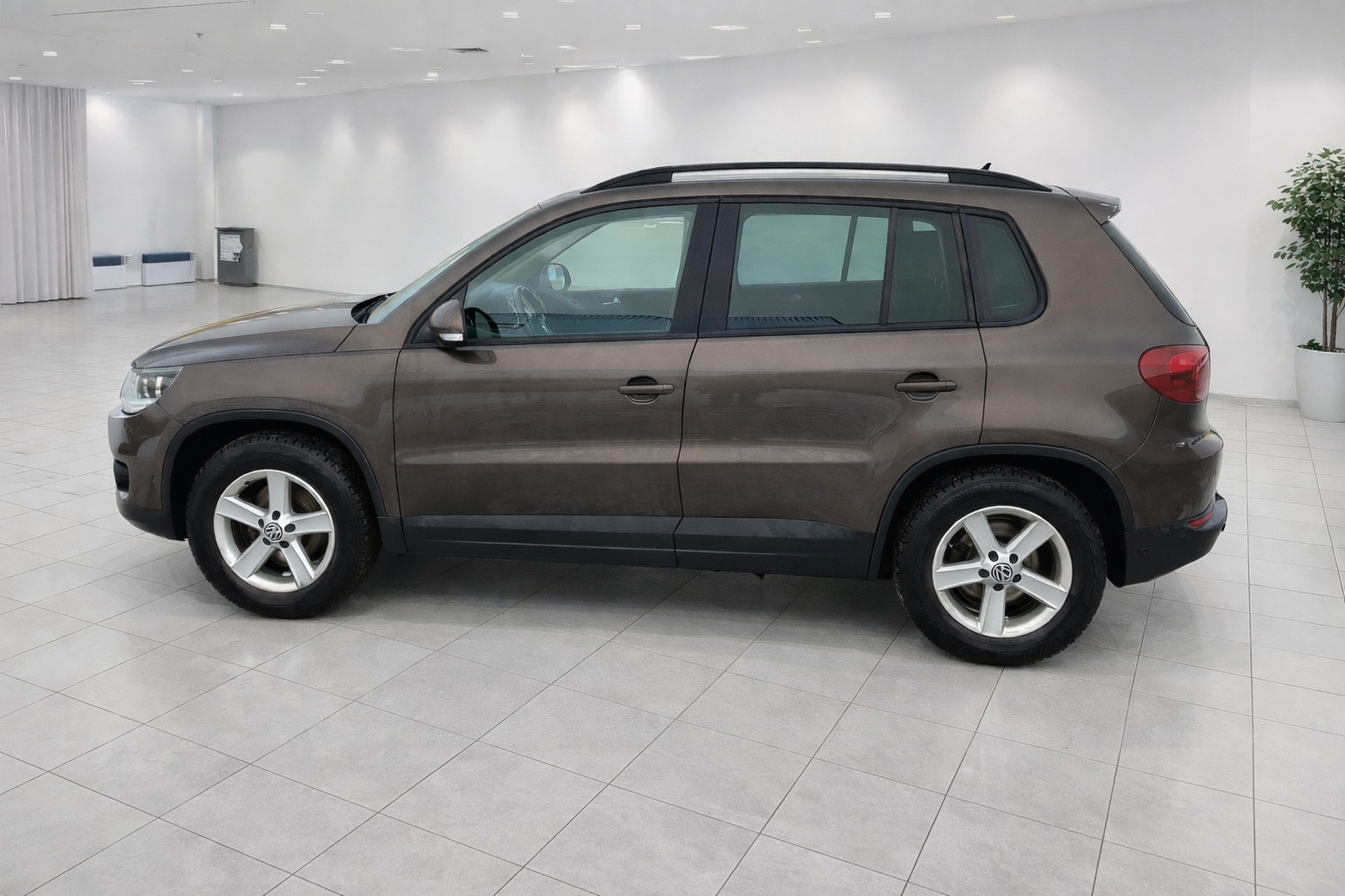 Volkswagen Tiguan 2015, kuva 3/10
