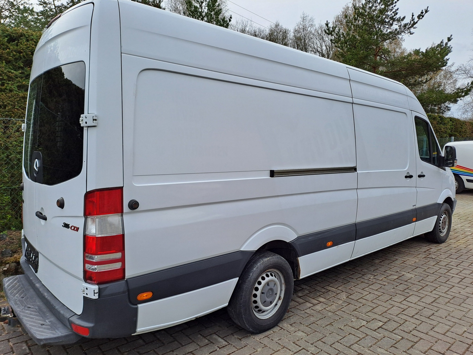 Mercedes-Benz Sprinter 2011, kuva 5/10