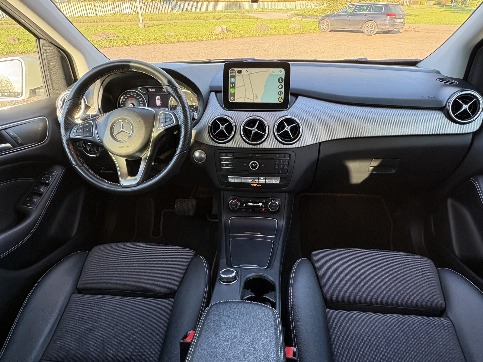 Mercedes-Benz B 180 2019, photo 5/6