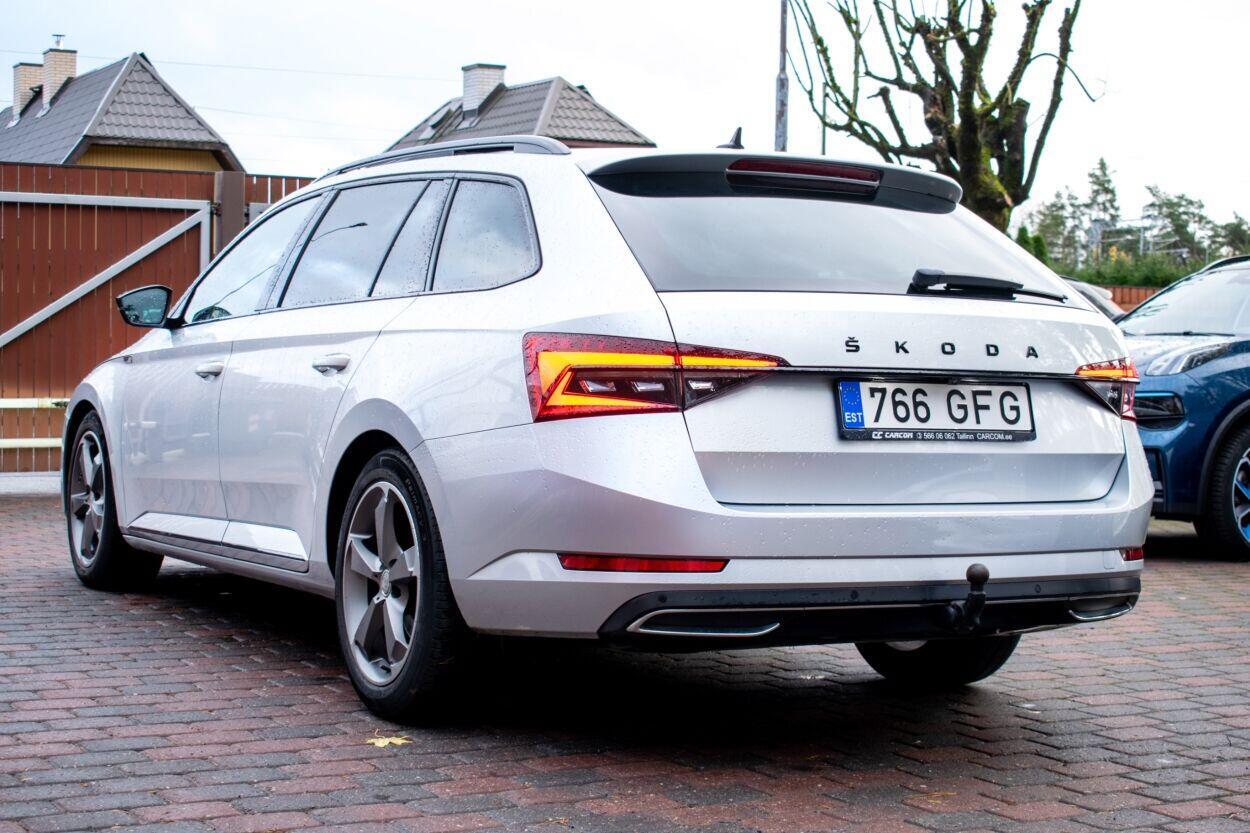 Škoda Superb 2020, photo 7/20