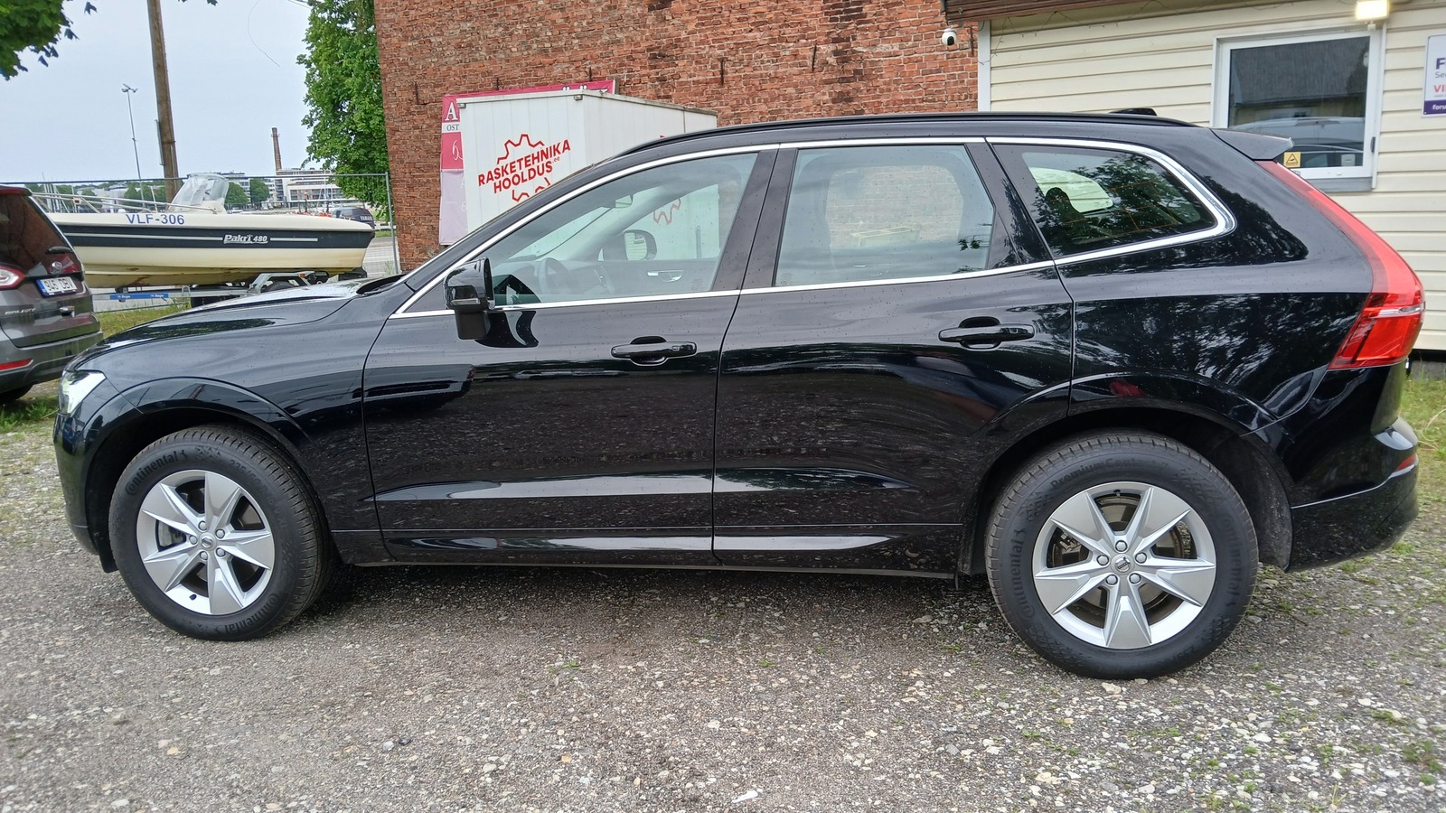 Volvo XC60 2022, photo 6/26