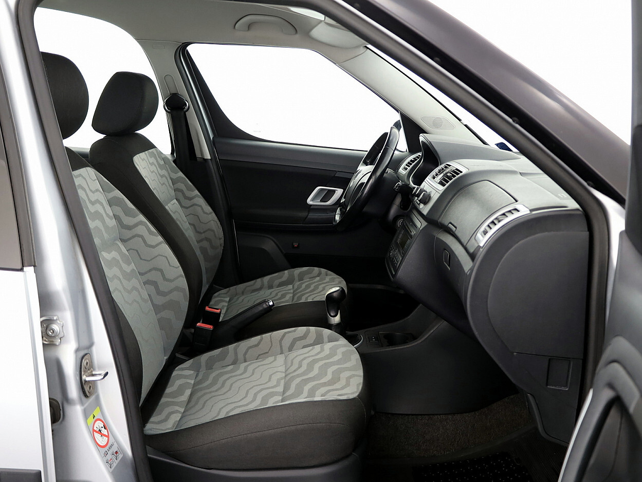 Škoda Roomster 2007, kuva 6/7