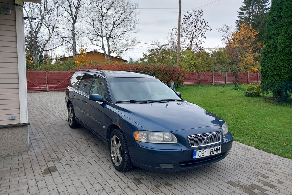 Volvo V70, 2006, 2.4, 120 kW, diesel, automatic, front-wheel drive