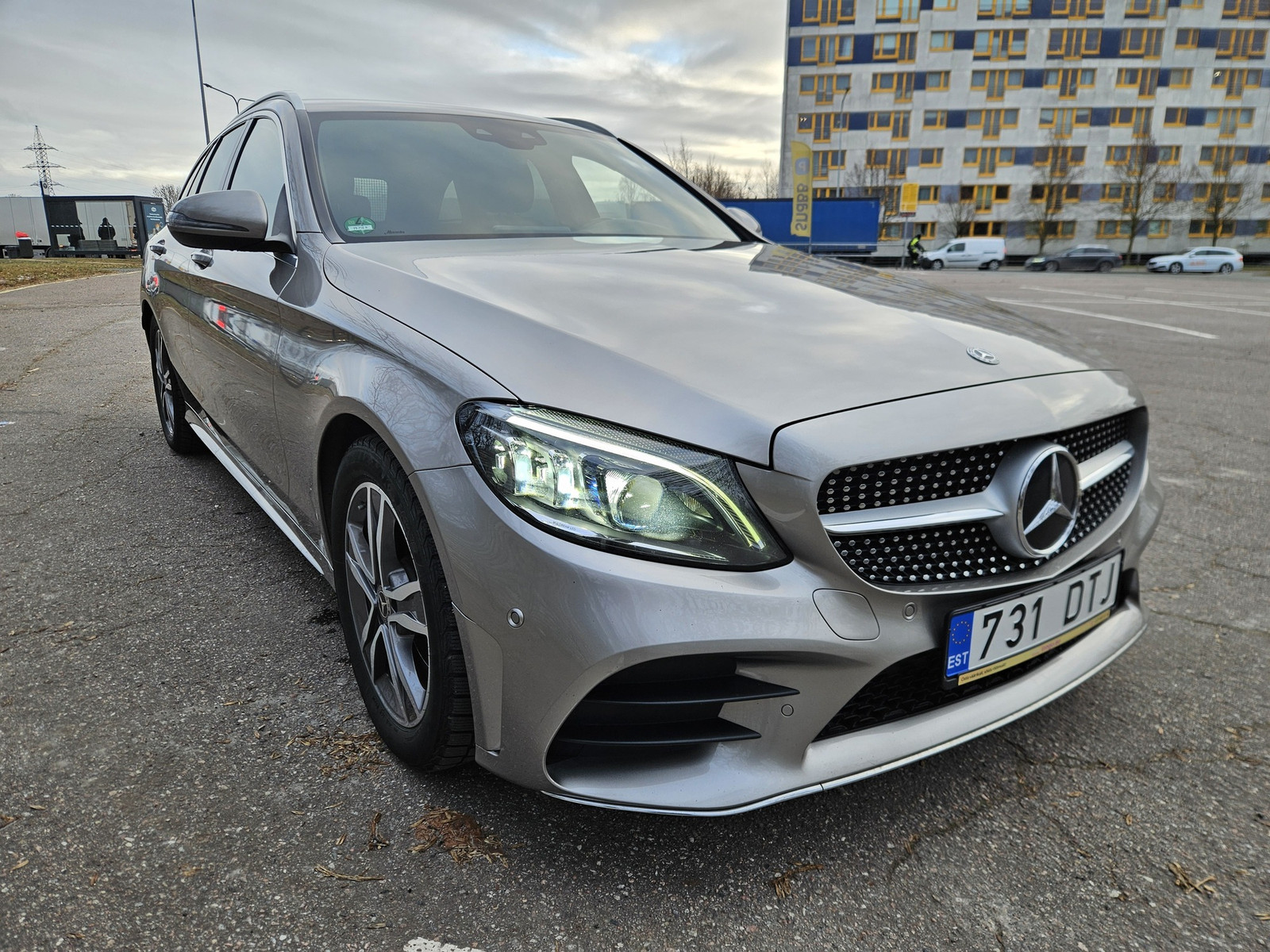 Mercedes-Benz C 180 2018, kuva 3/11